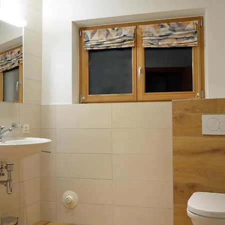 Chasa Arlu Apartment